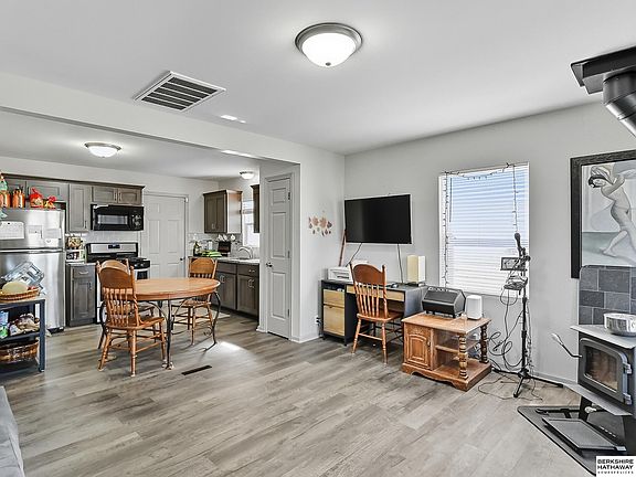 5th image of 4521 S 61st Ave