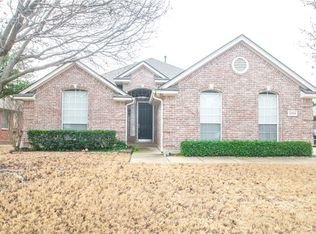 2306 Castlegate Dr, Corinth, TX 76210