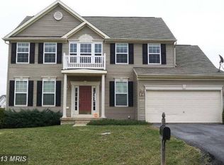 159 Calvert Cir, Bunker Hill, WV 25413