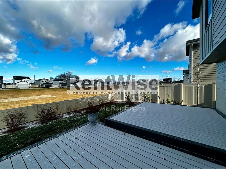 3474 W Remembrance Dr — Photo 16