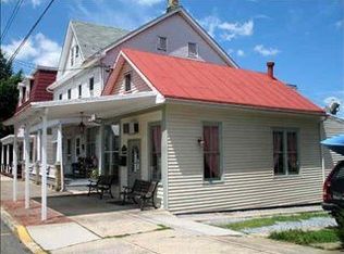 17 W Main St, Shiremanstown, PA 17011