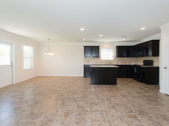 5th image of 9106 Misty Pine Dr