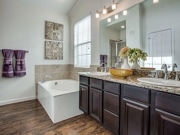 5th image of 10500 Lakeline Blvd #207