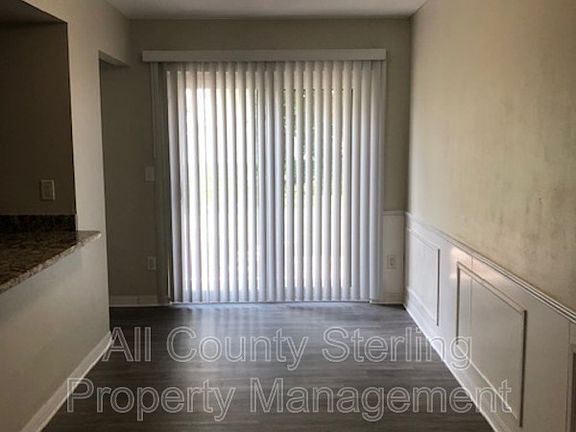 3rd image of 1475 Casa Park Cir