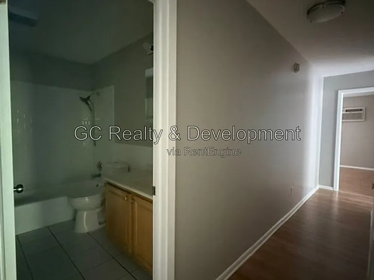 31 Washington Blvd #108 — Photo 11