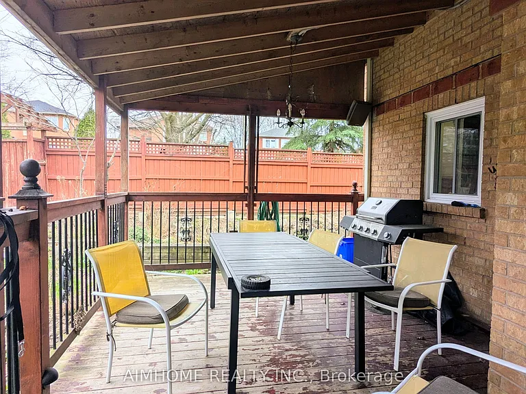 18 Carmichael Dr — Photo 21