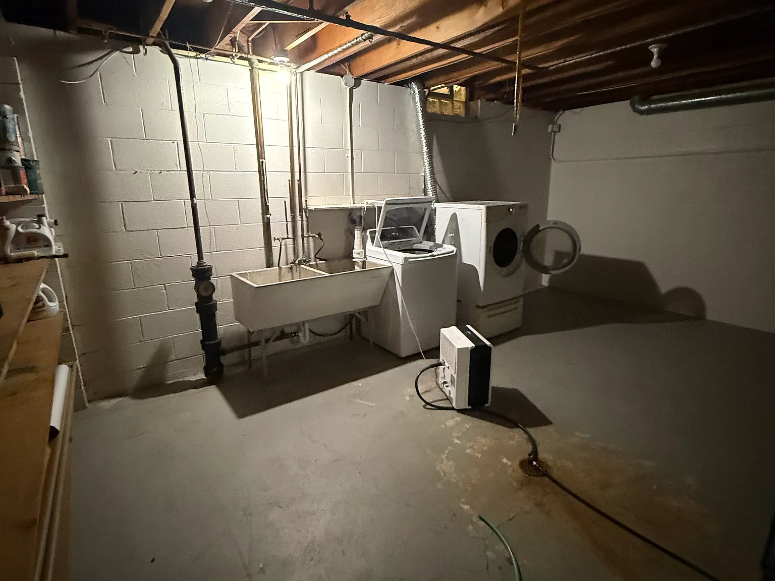 3 bed, 1.5 bath, 1500 sqft, $2,200 — Photo 3