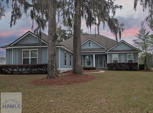379 Harbour Island Cir, Waverly, GA 31565