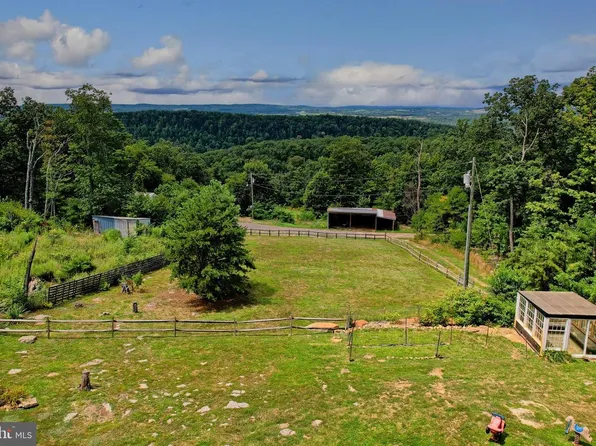 107 Wakeman Dr, Augusta, WV 26704