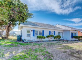 123 Hanby Ave, Carolina Beach, NC 28428