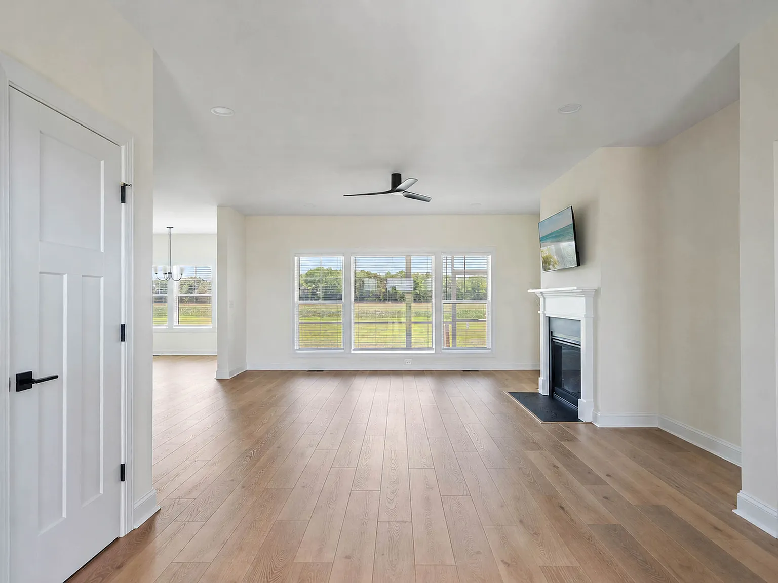 22388 Hummingbird Road - 1 — Photo 3