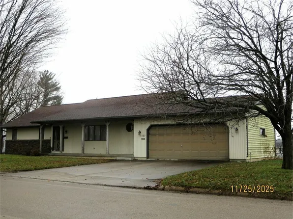 1107 12th St, Grundy Center, IA 50638
