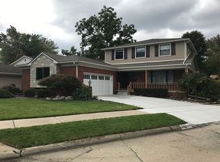 10798 Seavitt Dr, Allen Park, MI 48101