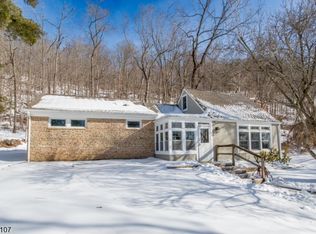 9 Old River Rd, Lambertville, NJ 08530