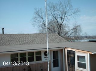 407 SW Bellemere Rd, Blue Springs, MO 64015