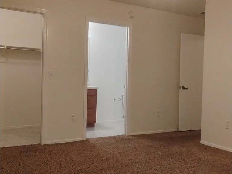 5082 E Kittentails Dr — Photo 9