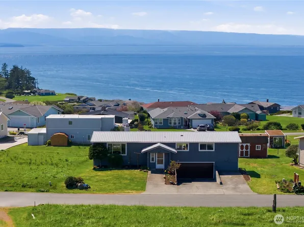 747 La Fiesta Street, Coupeville, WA 98239