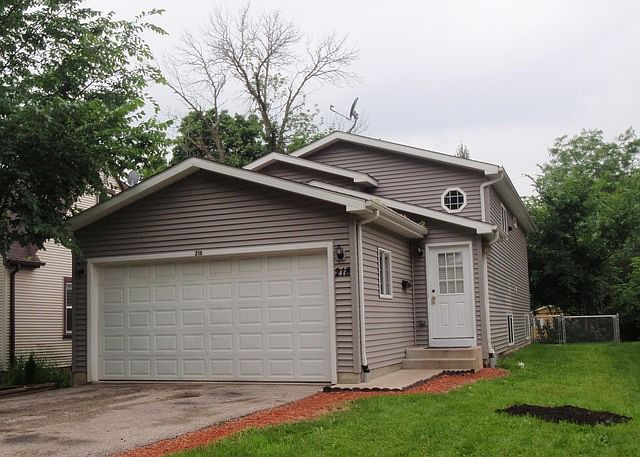 1st image of 218 Bellevue Dr