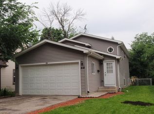 218 Bellevue Dr, Round Lake Park, IL 60073