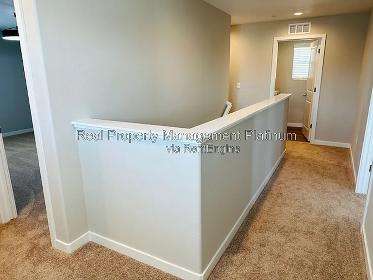 616 Ophelia Ave — Photo 36