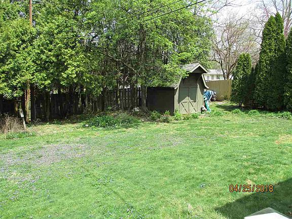 3rd image of 3607 E Park Ln