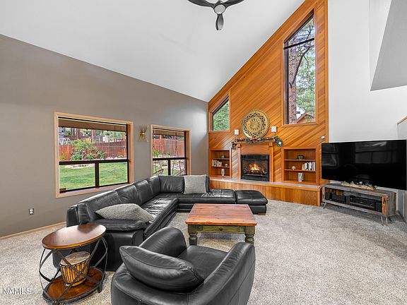4th image of 3831 N Woodridge Way