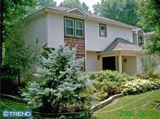 10 Greentree Dr, Burlington, NJ 08016