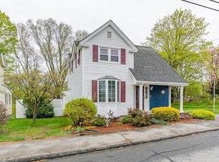 27 W Meadow Rd, Lowell, MA 01854