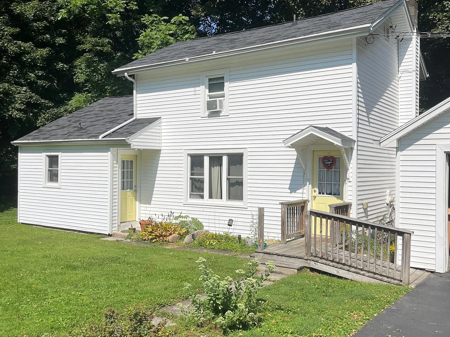 8272 Sisson Hwy — Photo 1