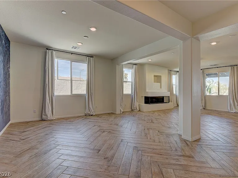 6390 Montrose Park Ct — Photo 9