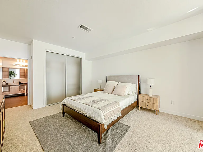 1234 Wilshire Blvd #321 — Photo 9