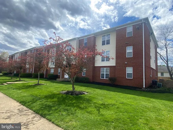 11256 Torrie Way APT J, Bealeton, VA 22712