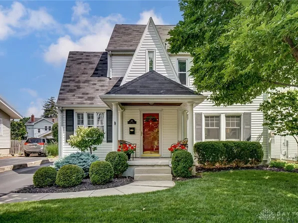 217 Corona Ave, Oakwood, OH 45419