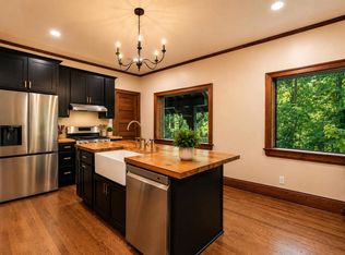 6789 N Elm Tree ROAD, Glendale, WI 53217