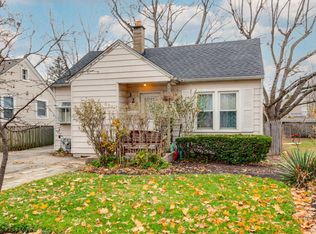 325 Fairlawn Dr, Round Lake Park, IL 60073