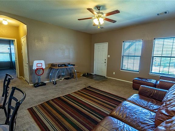 5th image of 1109 Trinidad Dr