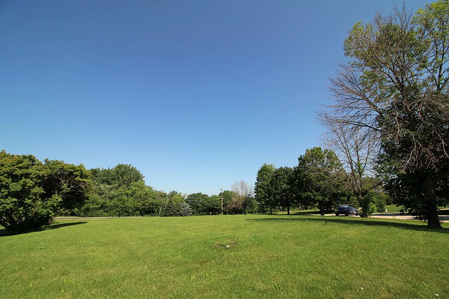 30W247 Dean Ct photo 1