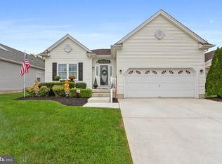 30 June Ann Dr, Clayton, NJ 08312