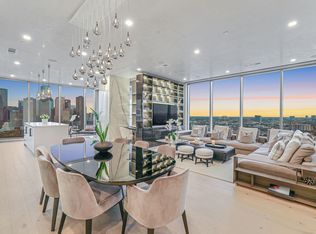 1711 Allen Pkwy #2704, Houston, TX 77019