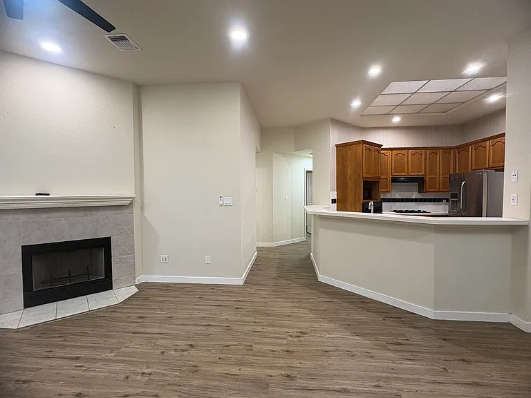 12905 Withers Way — Photo 5