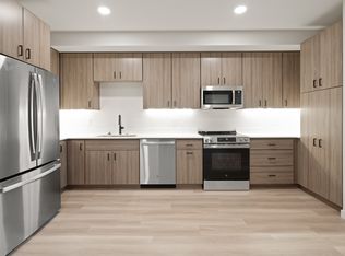 7044 SW Gonzaga St #302, Portland, OR 97223
