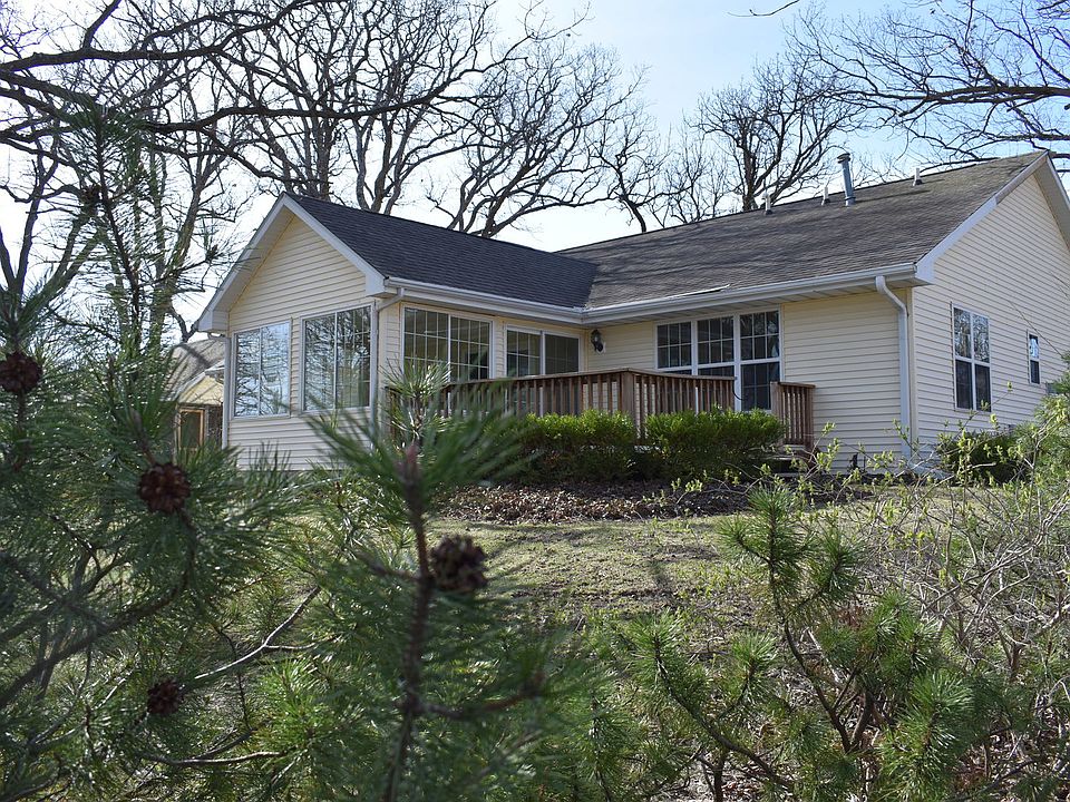 1st image of 106 Chickasaw Ln