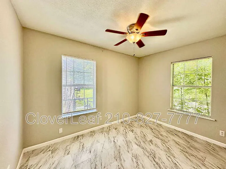 214 Basswood Dr — Photo 17
