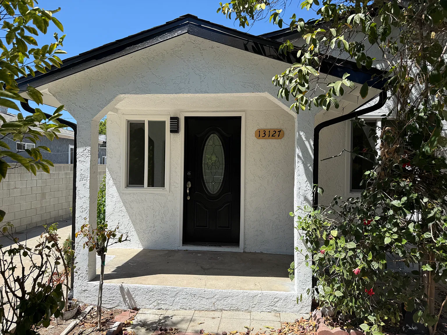 3 bed, $3,595 — Photo 1
