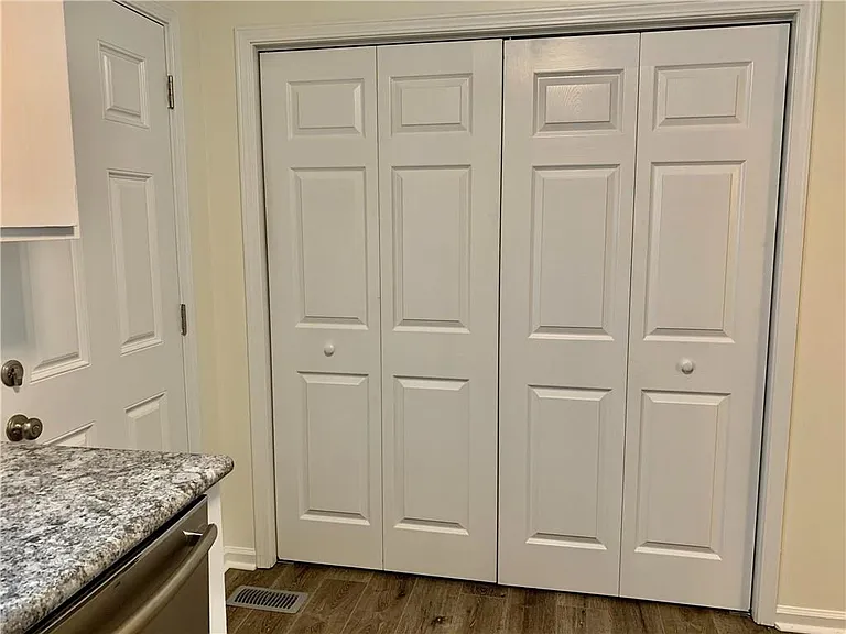 322 Powder Springs St — Photo 11