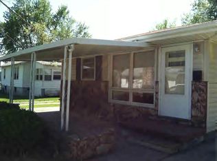 1009 N Dennis Ave, Decatur, IL 62522