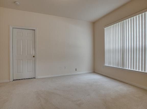 5th image of 3405 Stoneway Dr