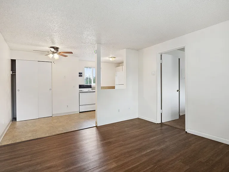Cedar Mill Apartments — Photo 6