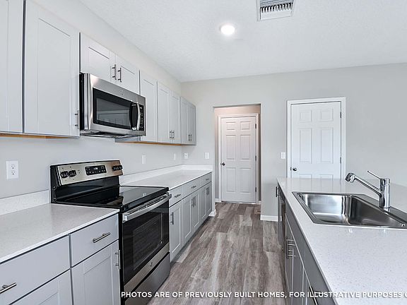 Catalina - SoHo Chic Interior