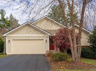 114 Little Fox Ln, Fletcher, NC 28732